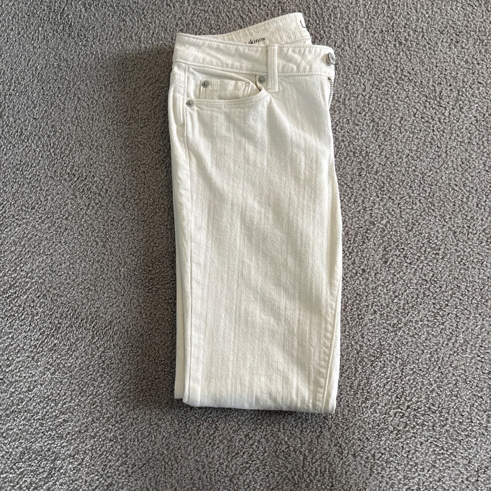 Size 4 Loft Off-White Skinny Jeans